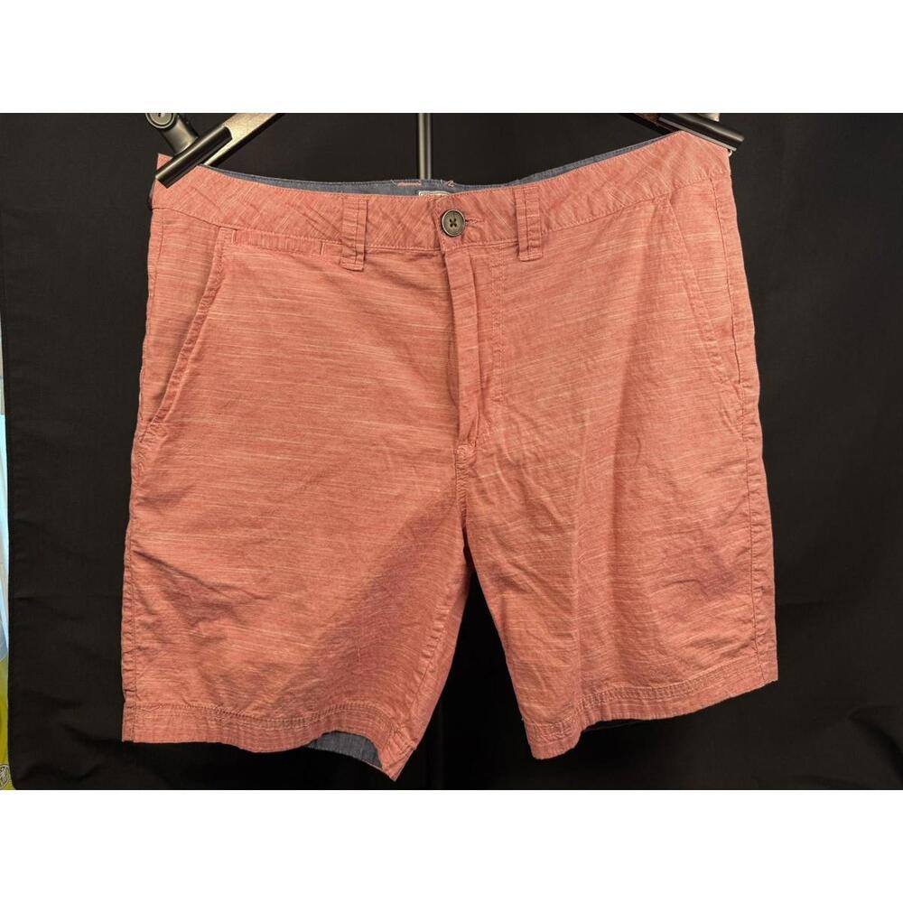 Flag & Anthem Shorts Mens 32 Red Chambray Casual Summer Flat Front Lightweight
